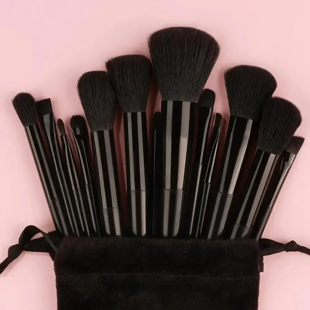 13-teiliges Premium-Make-up-Pinsel-Set aus synthetischen Nylonborsten – Weich, sanft und tierversuchsfrei für makellose Foundation, Rouge, Puder,