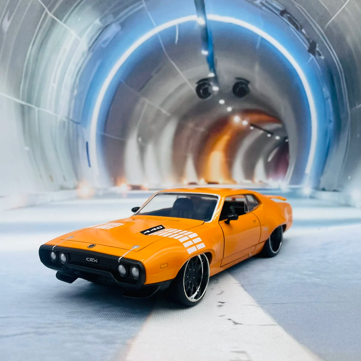 JADA 1:24 PLYMOUTH GTX Alloy Car Diecasts & Spielzeugfahrzeuge Automodell Miniaturmaßstab Modellauto Für Kinder