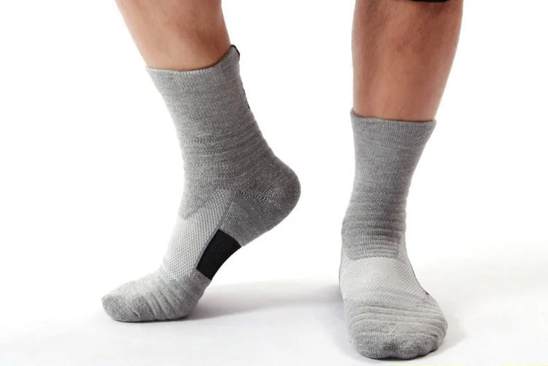 3 Pairs Anti-Slip Football Socks Men Sock Short Long Tube Soccer Basketball Sport Breathable Deodorous 39-45 Running Hiking