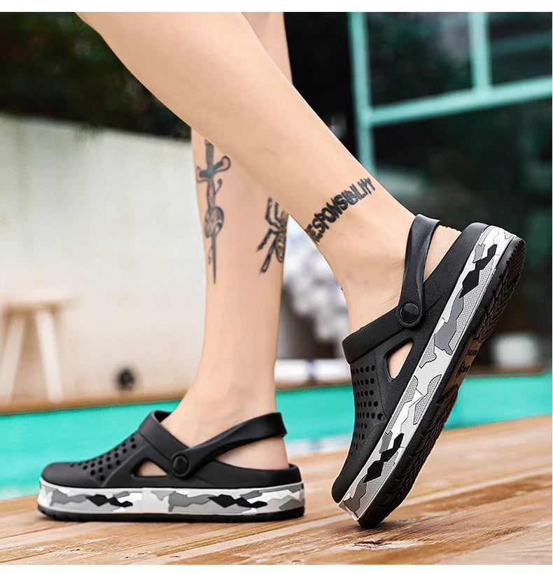 Men's summer casual hole shoes non slip lightweight breathable Two wearing men's sandals fashion comfort beach shoes slippers