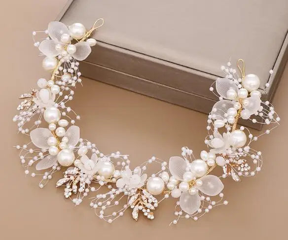 Wedding Accessory Bride Crown Hair Crystal Jewelry Tiara With Pearls Flowers Wedding Crown Floral Pearl Bridal Headband