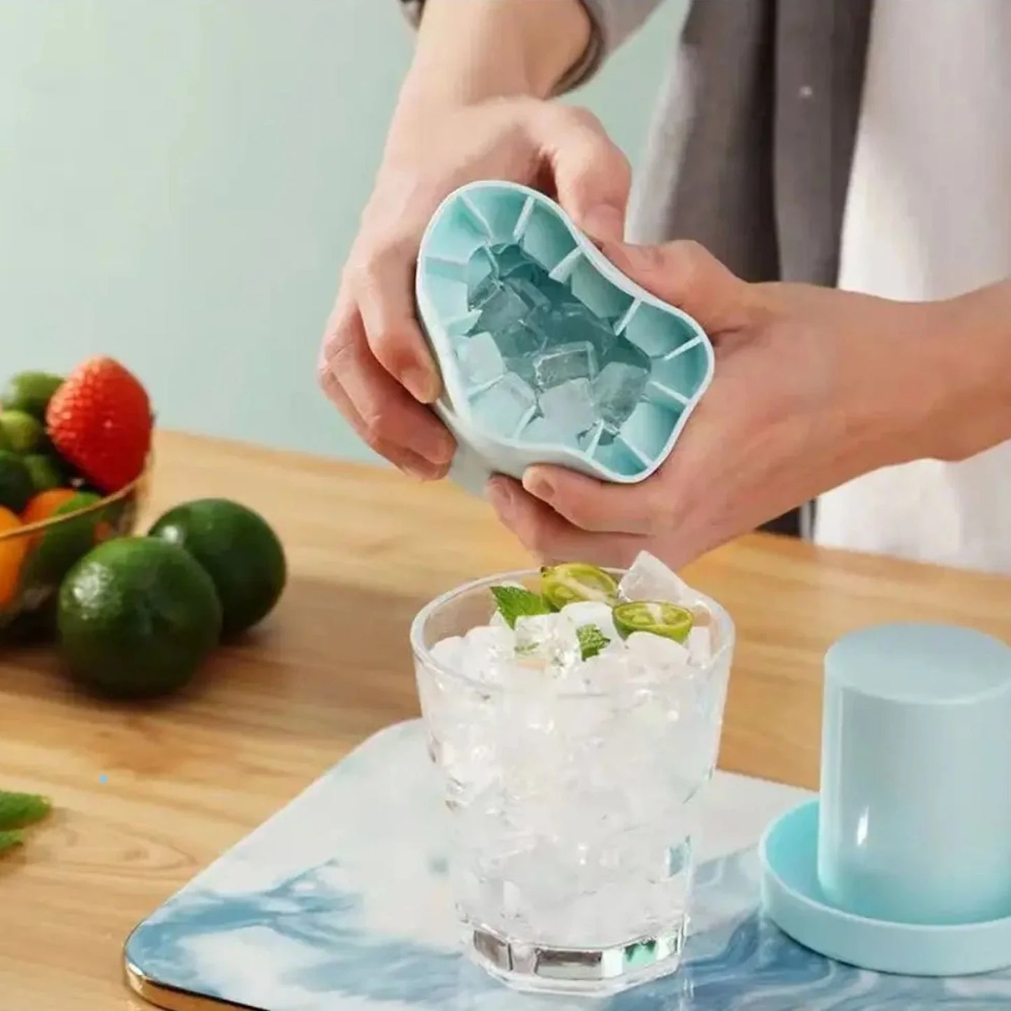 Food-Grade Silicone Ice Tray Small Mini Ice Cube Mold Withstands Low Temperatures, Easy to Remove Doesn't Break, Easy to Clean