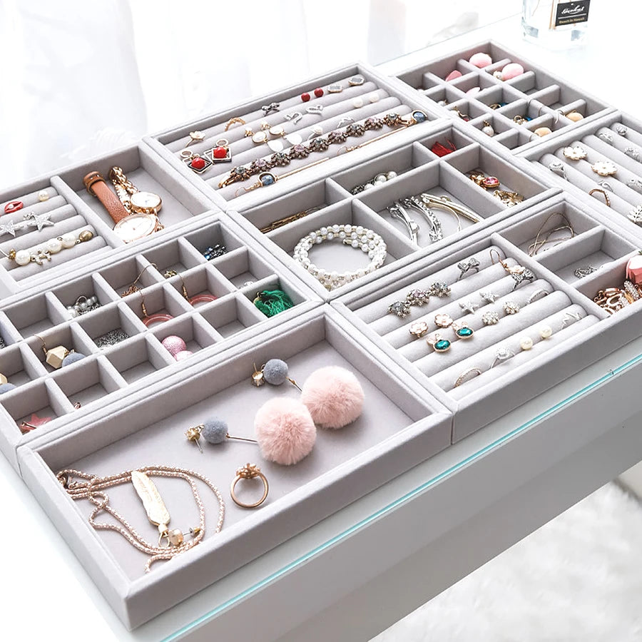 1 plateau à bijoux floqué, boîte à bijoux, convient pour : tous types de rangement de bijoux.