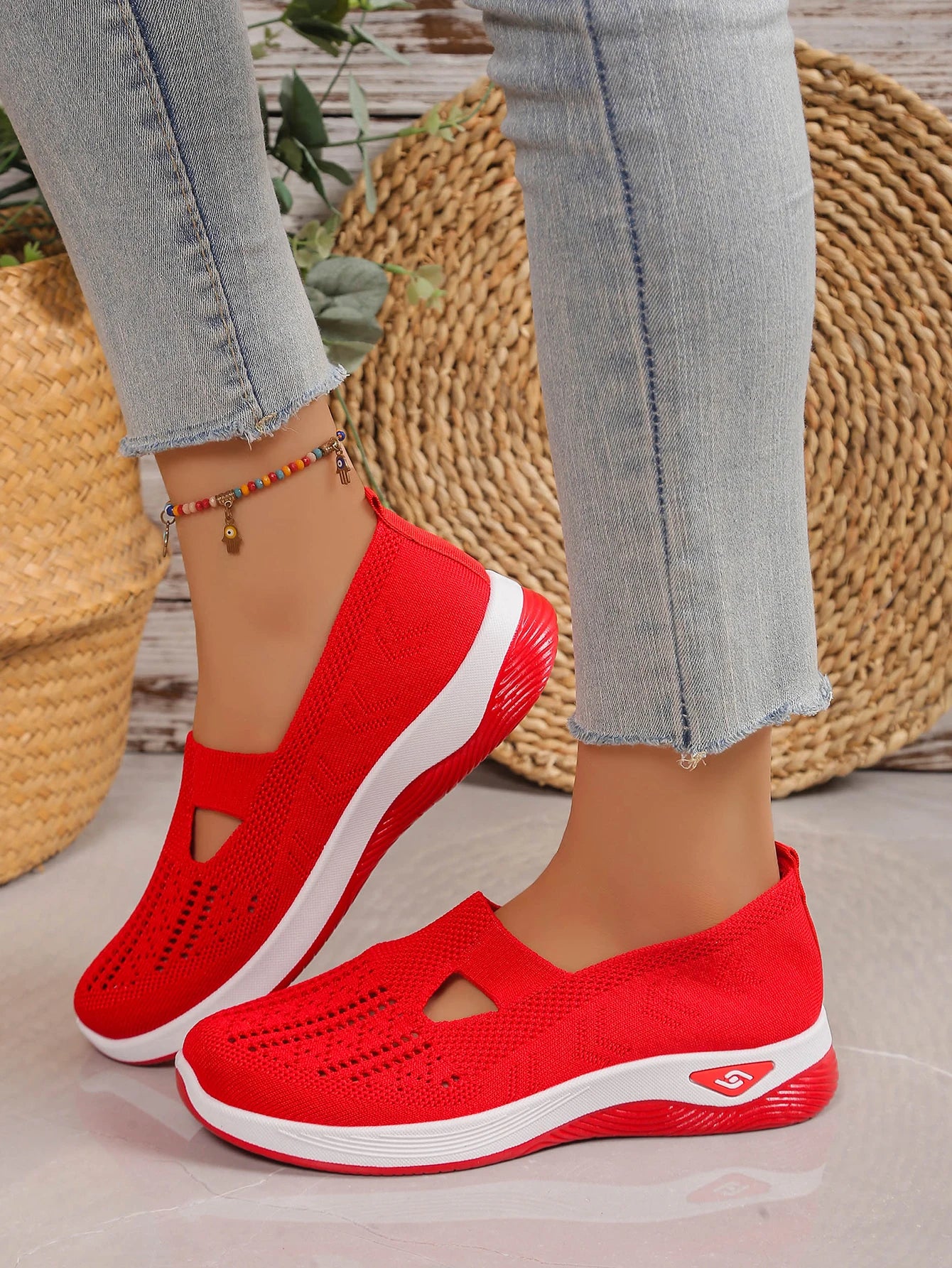 Women's shoes Solid Color Breathable Sneakers, casual sneaker women's summer sneakers, Low-top Knitted Casual Shoes Mom Shoes