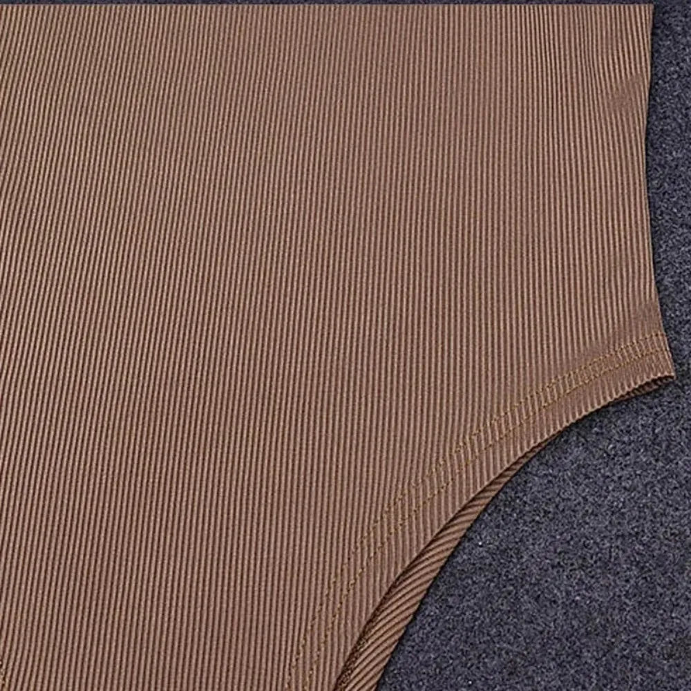 Body sans manches en maille moulant et sexy pour femme, haut court dos nu et asymétrique, pour l'été, le quotidien ou les soirées en boîte.