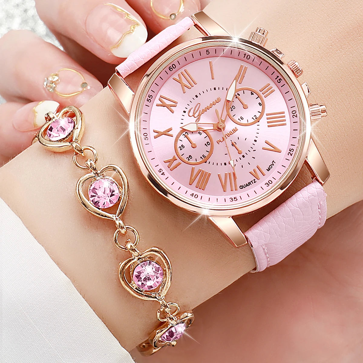 5/6 Stück modische Damen-Quarzuhren mit Lederarmband, analoge Armbanduhren, Herz-Strass-Schmuckset (ohne Box)