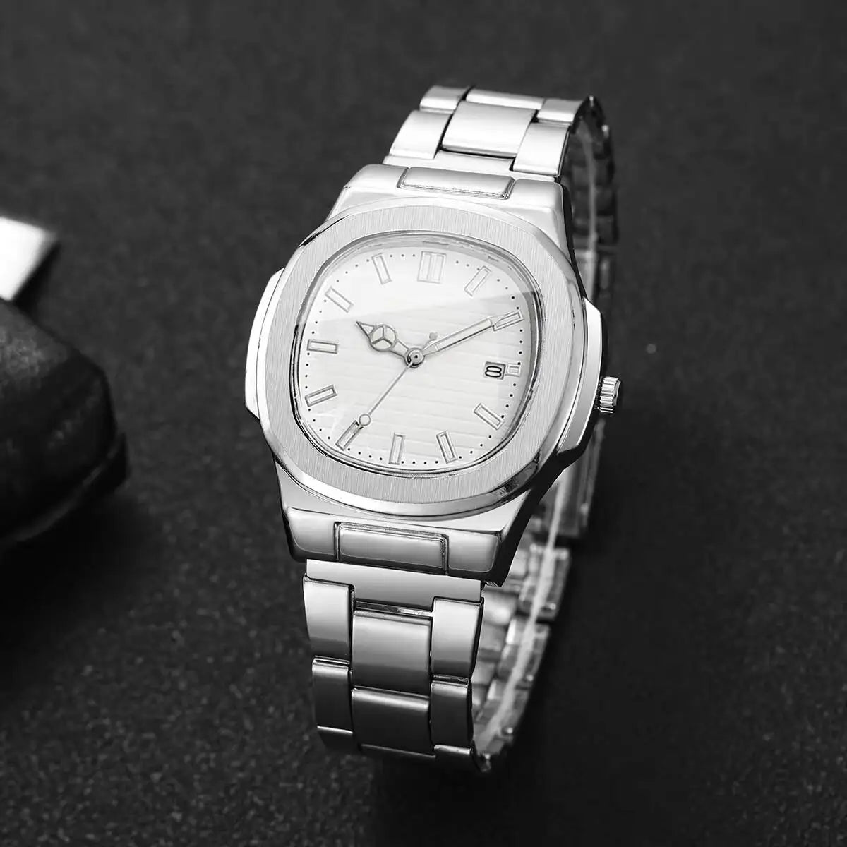 Luxus Herren Business Uhren Mode Quadratisches Zifferblatt Edelstahlarmband Quarzuhr mit Kalender für Herrenuhr (Ohne Box)