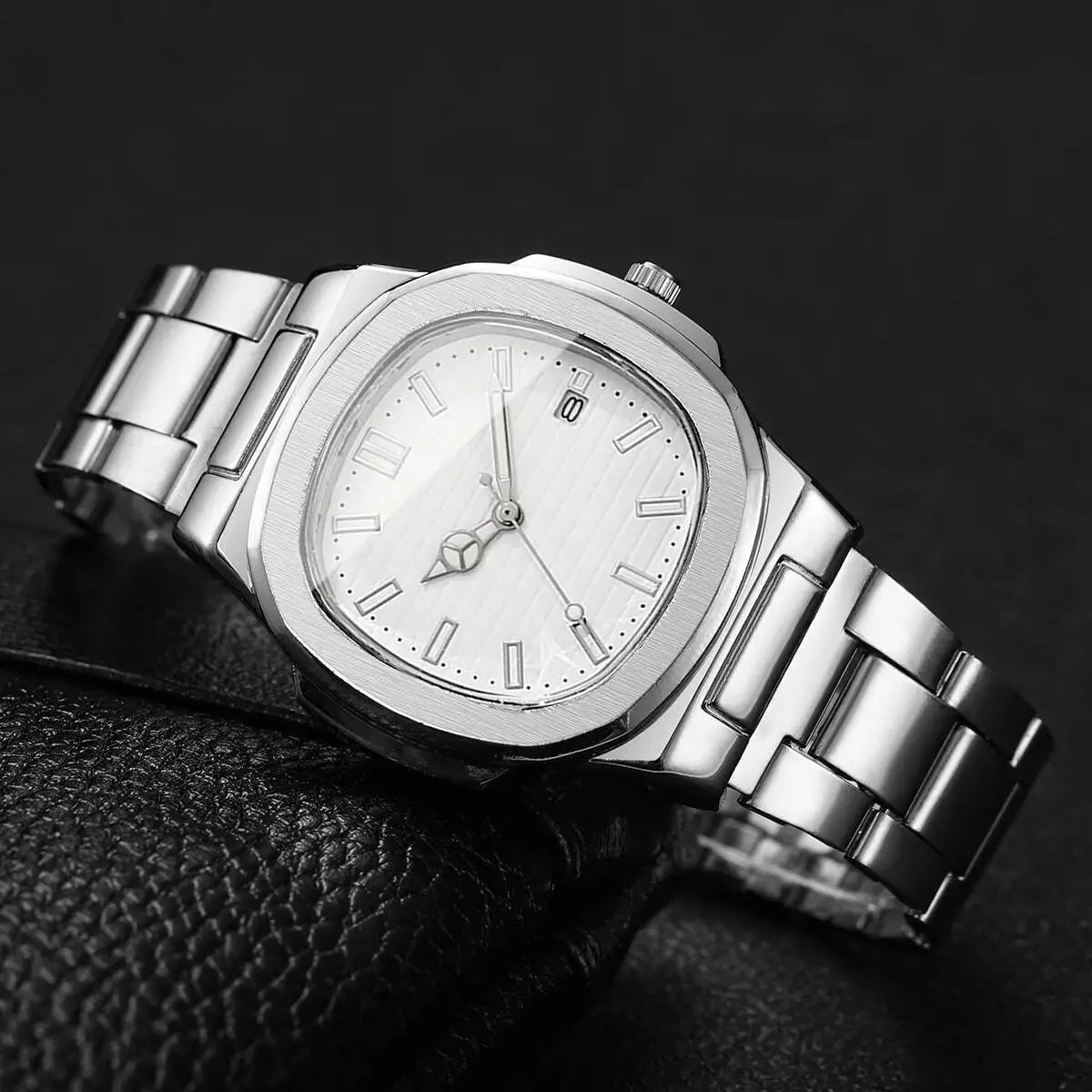 Luxus Herren Business Uhren Mode Quadratisches Zifferblatt Edelstahlarmband Quarzuhr mit Kalender für Herrenuhr (Ohne Box)