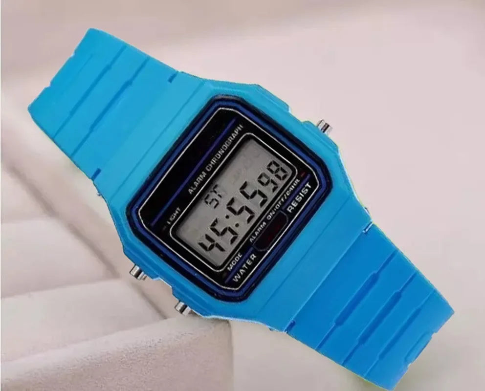 Men's Sport LED Digital Watch Simple Small Square Dial Electronic Silicone Band Fashion Casual Mens Watch Montre Homme
