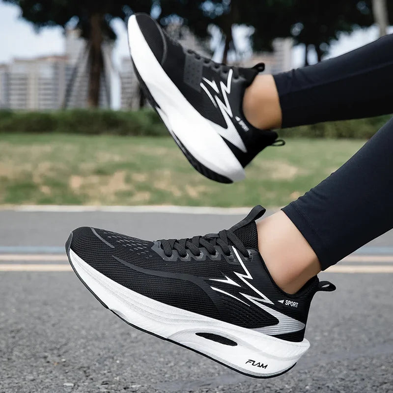 2026Men Casual Sport Shoes Breathable Lightweight Sneakers Outdoor Mesh Black Running Shoes Athletic Jogging WoMen Walking Shoes