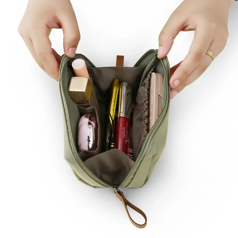 2024 Neue Kosmetiktasche für Damen, einfarbig, koreanischer Stil, Make-up-Tasche, Kulturbeutel, wasserdichter Make-up-Organizer, Luxustasche