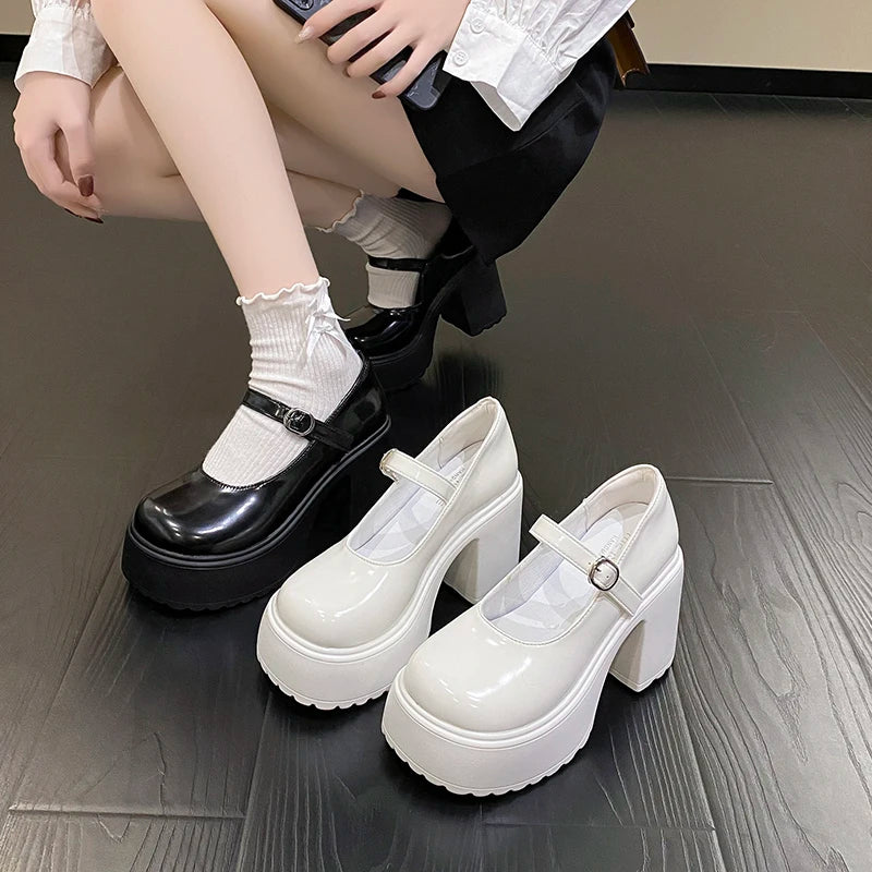 Schwarze Super High Heels Mary Jane Schuhe Damen 2026 Goth Chunky Plateaupumps Damen Übergröße Knöchelschnalle Party Lolita Schuhe 42