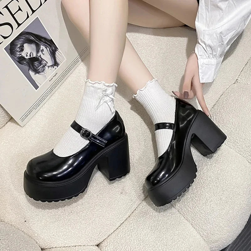 Schwarze Super High Heels Mary Jane Schuhe Damen 2026 Goth Chunky Plateaupumps Damen Übergröße Knöchelschnalle Party Lolita Schuhe 42