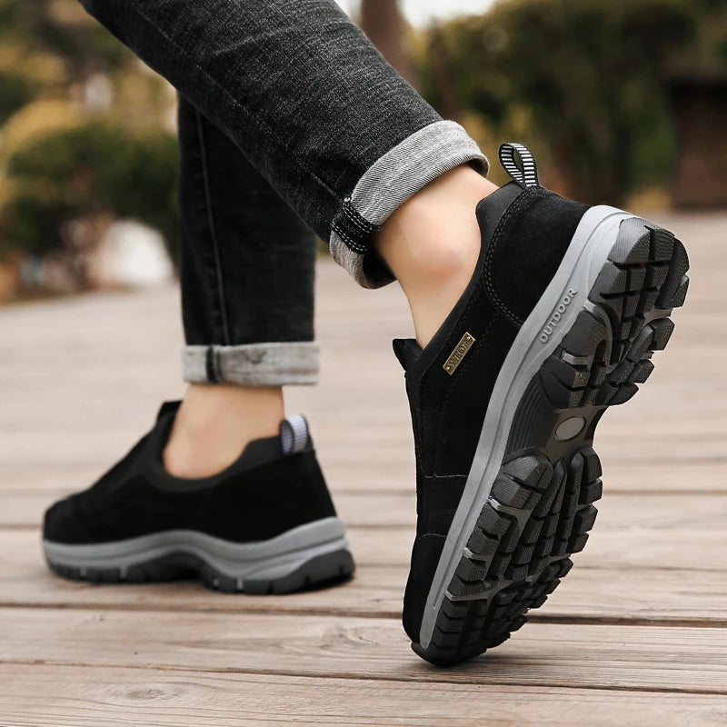 Classic Outdoor Men Sneakers Spring Slip On Casual Shoes Breathable Suede Leather Shoe Anti-skid Walking Shoe Hot Sale Footwear