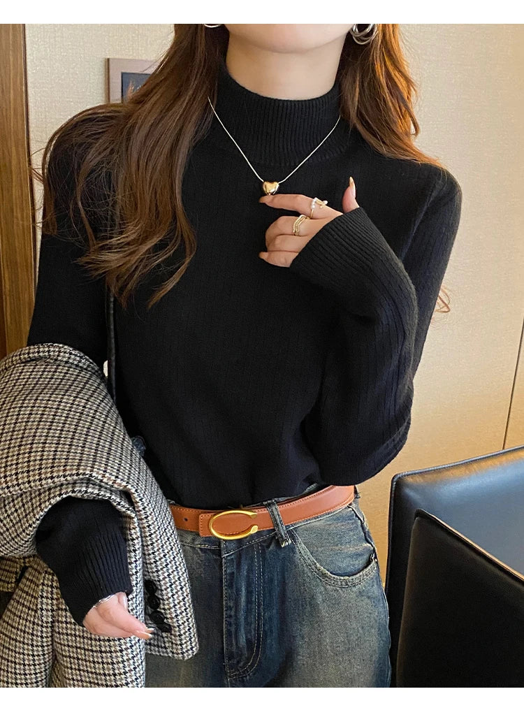 Women's Turtleneck Sweater Winter 2026 Retro with Velvet Lining Thickened Inner Wear Thermal Knitting Bottoming Shirt Pullovers