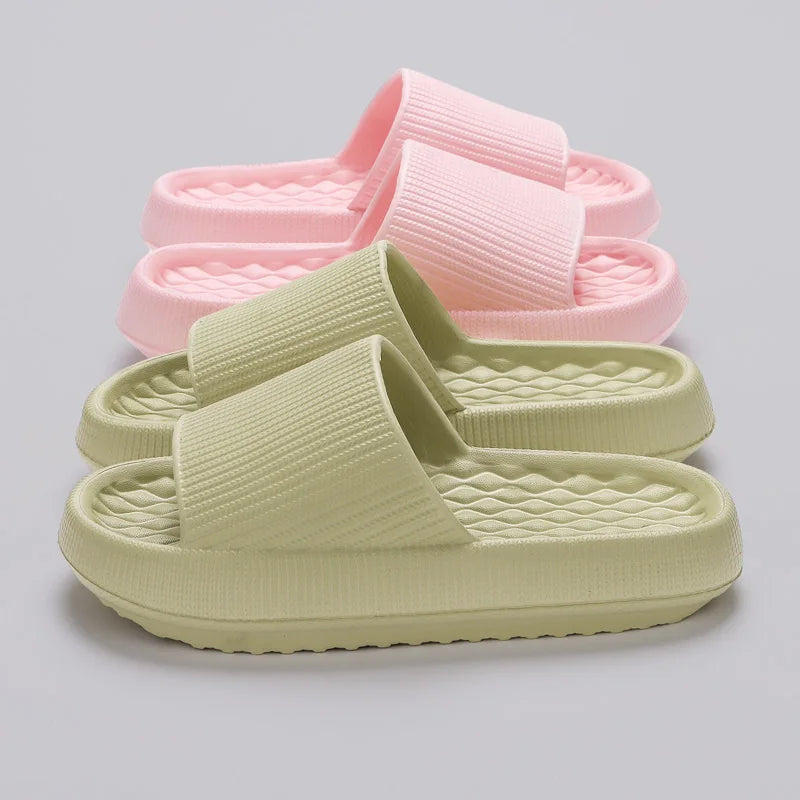Women Thick Platform Cloud Slippers Eva Cfortable Non-Slip Home Slides Women Summer Lightweight Soft Sole Sandals Flip Flops