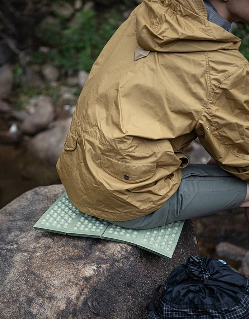 Naturehike Camping Mat Ultralight Folding Mini Mat Portable Foldable Picnic Pad Tent Sleeping Pad Outdoor Hiking Beach Mat