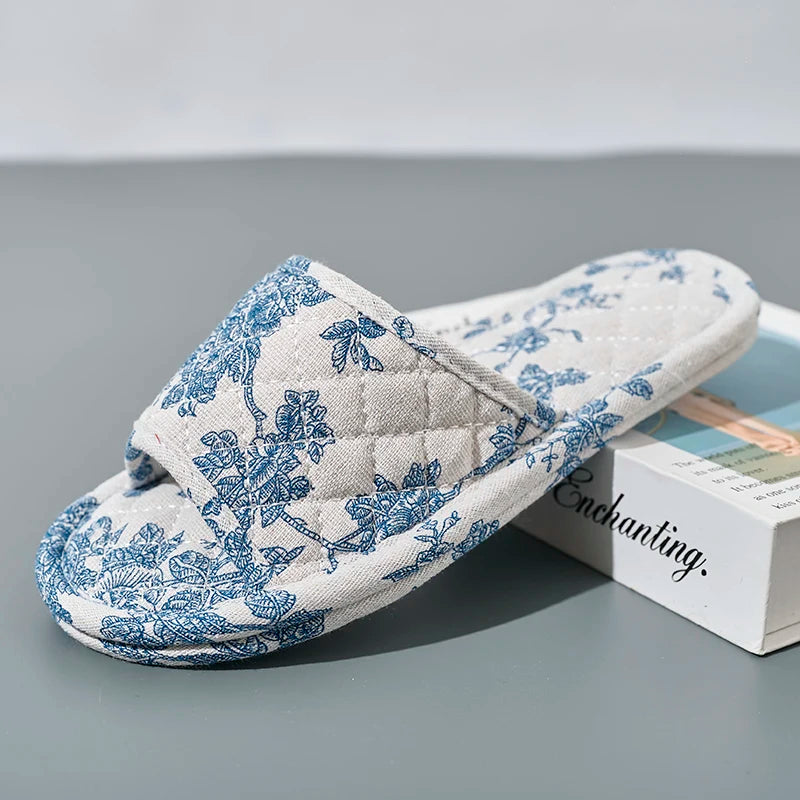 Home Slippers Soft Cotton Floral Floor Shoes Fashion Lightweight Slippers Antislip Indoor Slippers Bedroom Couple Slippers