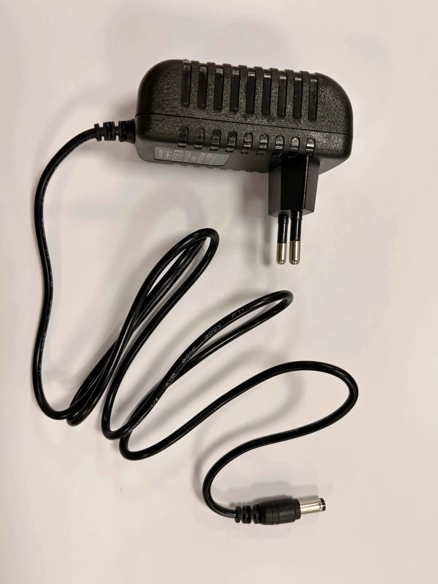 Power Adapter AC 100 - 240V Input DC Output Supply Charger EU/US 12V Universal Adapter Converter Plug for Camera DVR LED Robot LED - Shoppiline